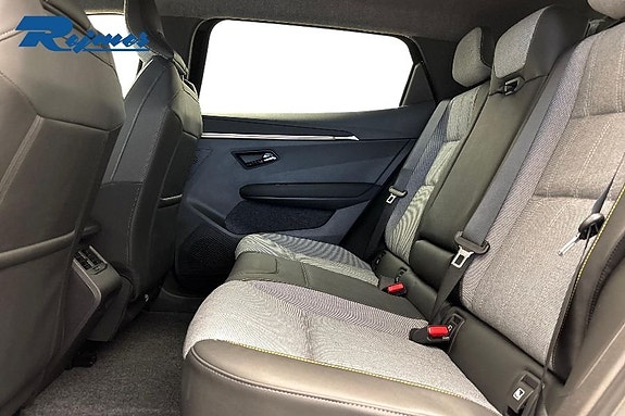 Renault Scenic E-Tech 9 of 19