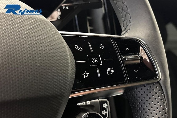 Renault Scenic E-Tech 14 of 19