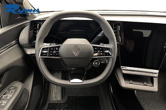 Renault Scenic E-Tech 11 of 19