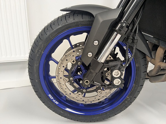 Yamaha MT-09 ABS (akrapovic) 6 of 10