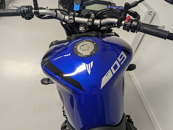 Yamaha MT-09 ABS (akrapovic) 8 of 10