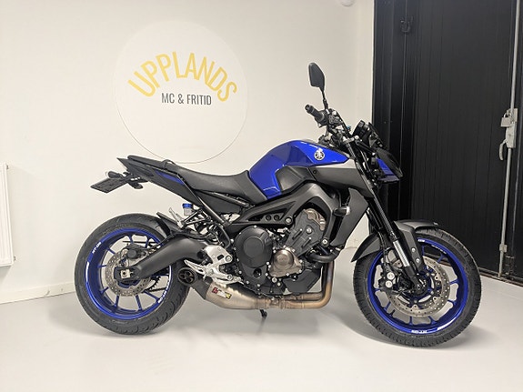 Yamaha MT-09 ABS (akrapovic) 2 of 10