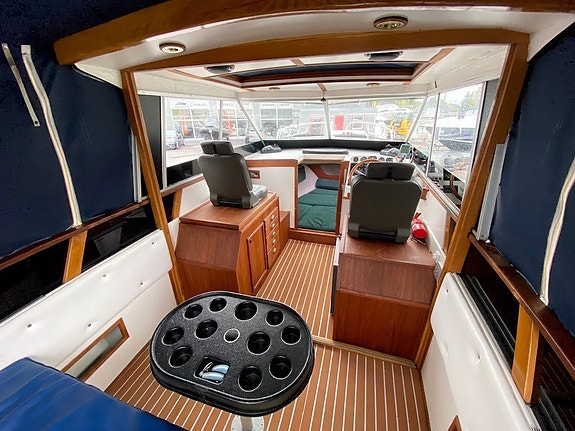 Windy 24 Hardtop | Volvo Penta Diesel | Bogpropeller 2 of 10