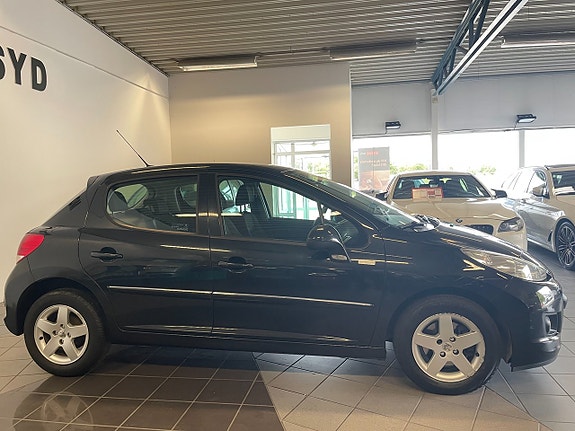 Peugeot 207 4 of 11
