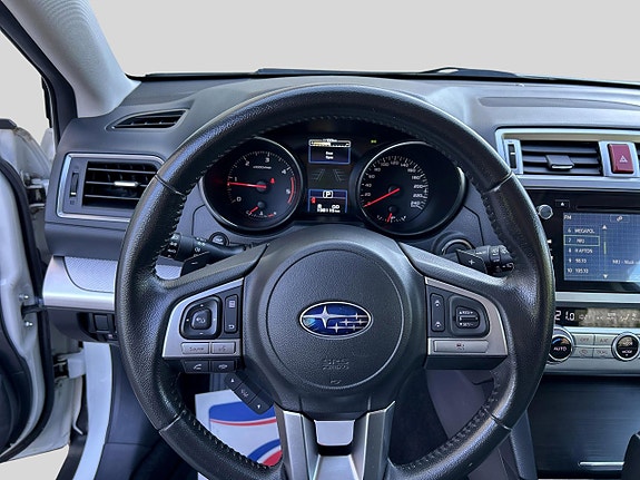 Subaru Outback 4 of 11