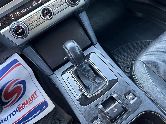 Subaru Outback 7 of 11