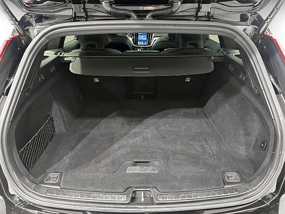 Volvo V60 14 of 19