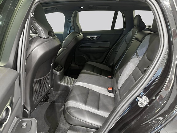 Volvo V60 9 of 19