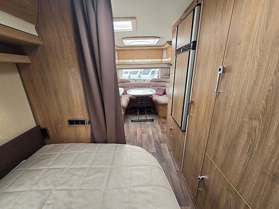 Kabe SMARAGD 520 XL Dubbelbädd Smal resevagn 10 of 13