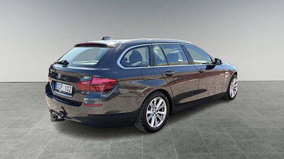 BMW 520d 3 of 14