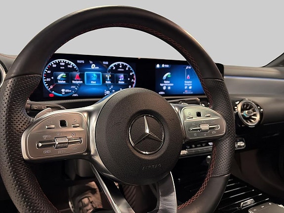 Mercedes-Benz CLA200 18 of 19