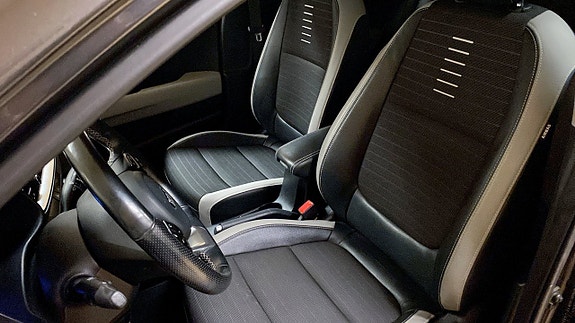 Kia Stonic 8 of 12