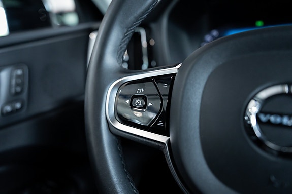 Volvo XC60 19 of 30