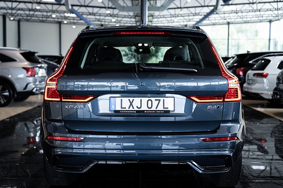 Volvo XC60 13 of 30