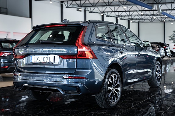 Volvo XC60 9 of 30