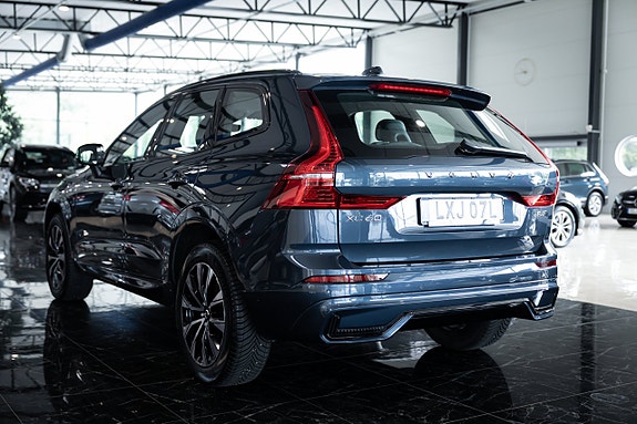 Volvo XC60 11 of 30