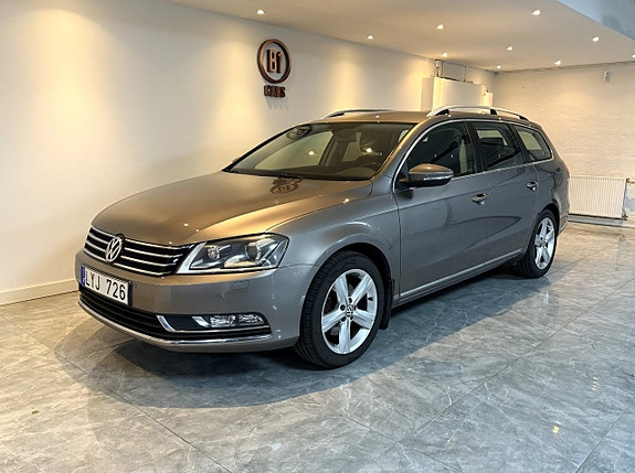 Volkswagen Passat 2 of 20