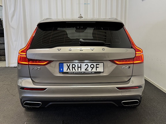 Volvo V60 Cross Country 24 of 25