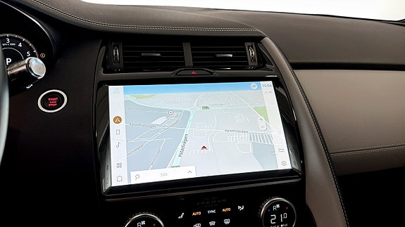Jaguar E-PACE 15 of 25