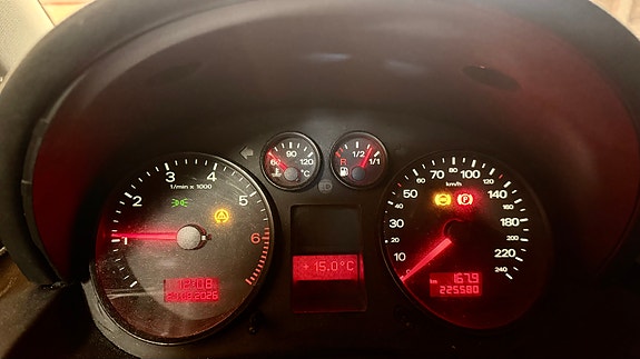 Audi A2 2 of 8