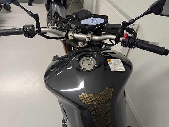 Yamaha MT-09 ABS 7 of 8