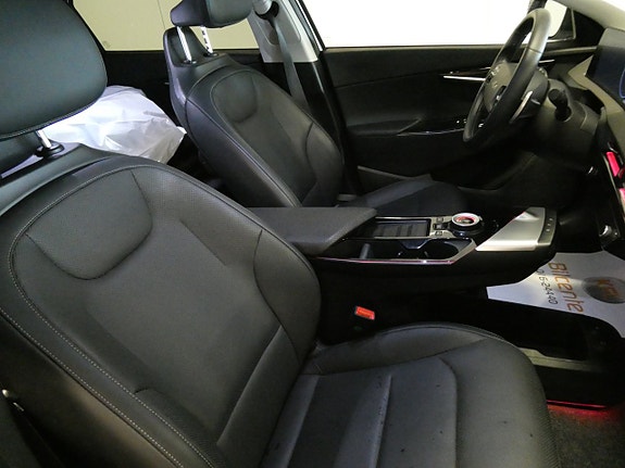 Kia EV6 12 of 22