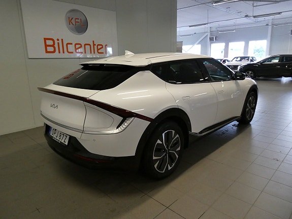 Kia EV6 3 of 22
