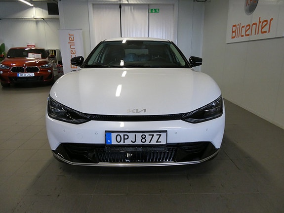 Kia EV6 7 of 22