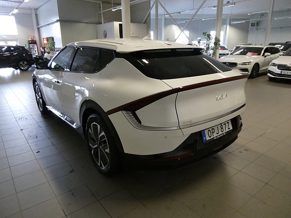 Kia EV6 5 of 22