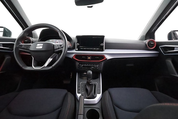 Seat Arona 13 of 27