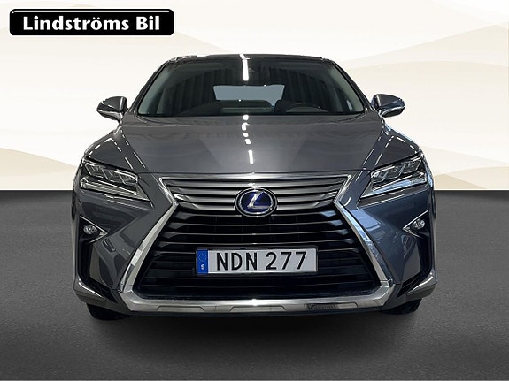 Lexus RX450h 8 of 18