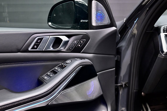 BMW X5 22 of 30