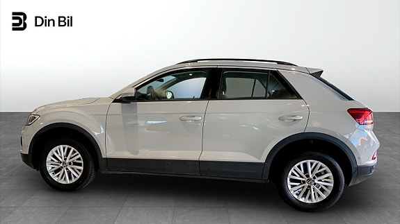Volkswagen T-Roc 2 of 15