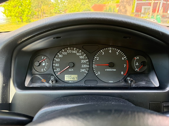 Toyota Avensis 5 of 5