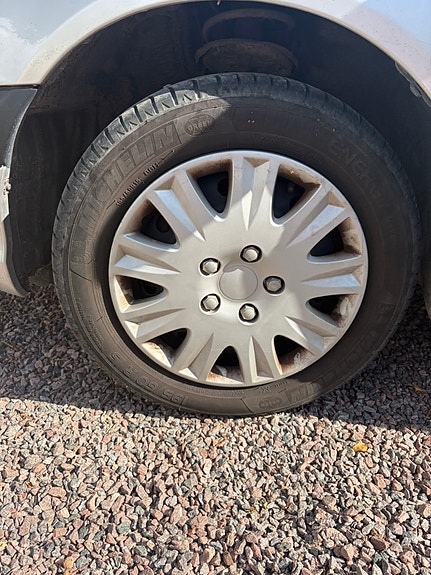 Toyota Avensis 4 of 5