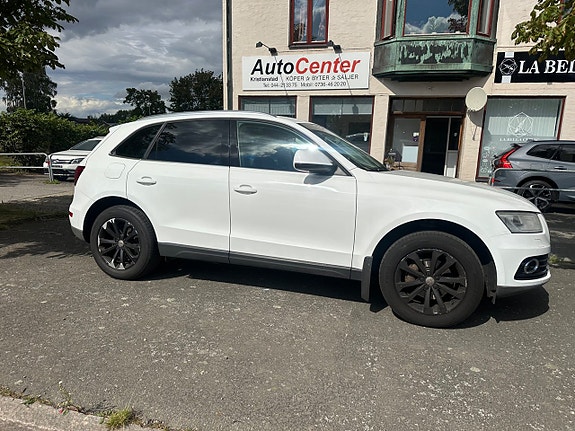 Audi Q5 2 of 9