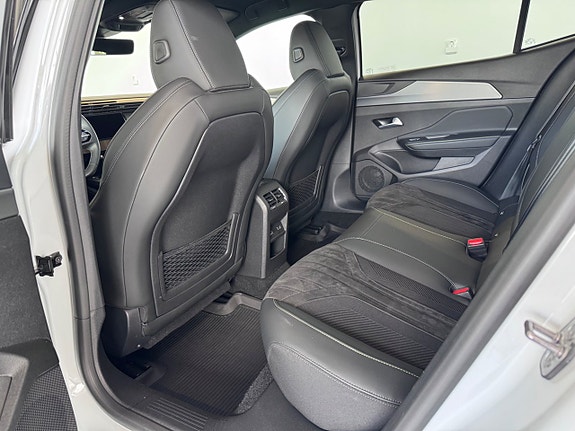 Peugeot 408 11 of 24