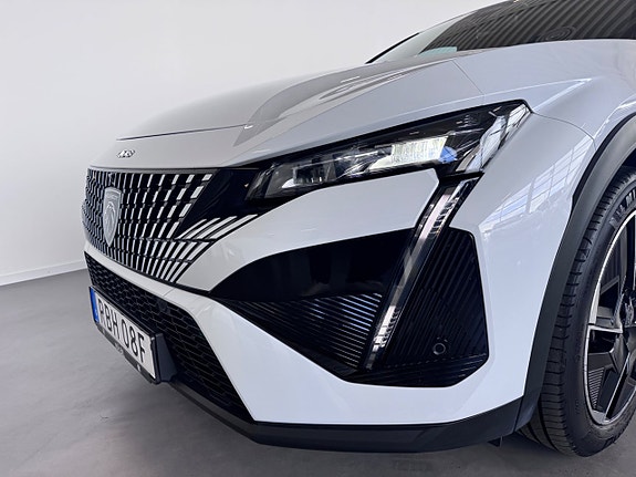 Peugeot 408 8 of 24