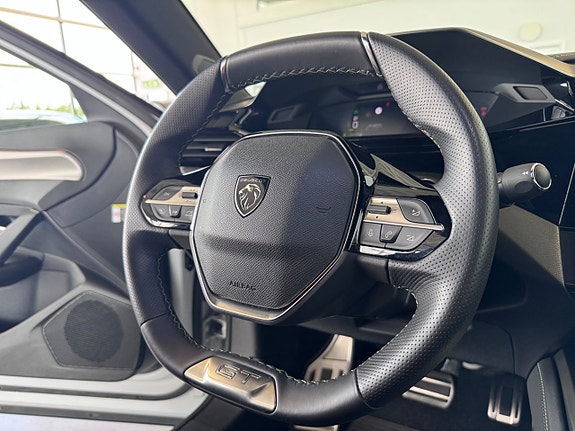 Peugeot 408 13 of 24