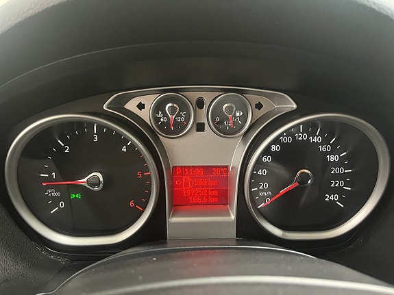 Ford Kuga 14 of 17