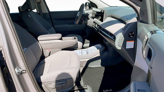 Kia EV3 3 of 9