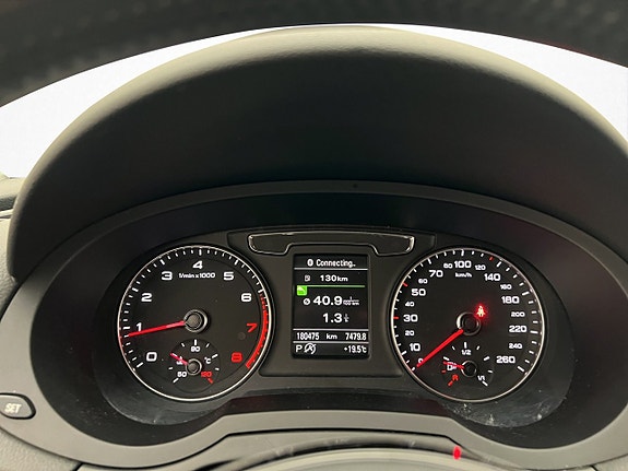 Audi Q3 13 of 28