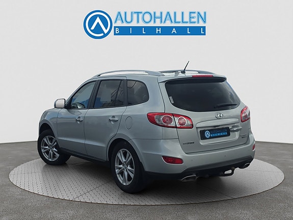 Hyundai Santa Fe 4 of 13
