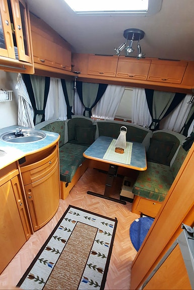 Adria Unika B 502 UP 5 of 5