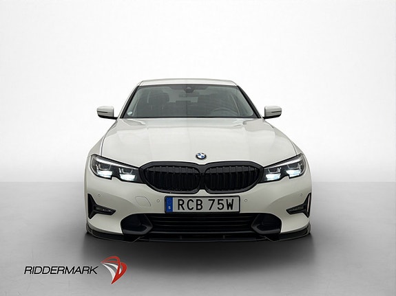 BMW 330e 2 of 30