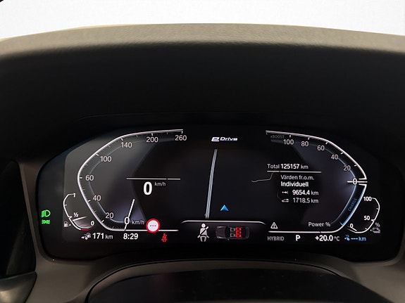 BMW 330e 14 of 30