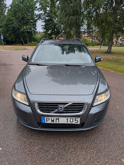 Volvo V50 4 of 8