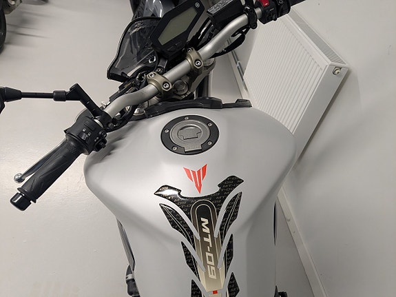 Yamaha MT-09 ABS (akrapovic) 6 of 7