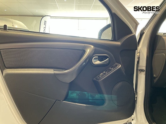 Dacia Duster 14 of 19