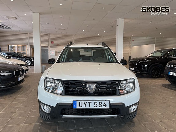 Dacia Duster 2 of 19